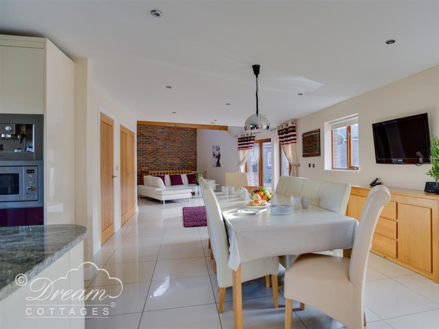 Baytree Lodge Weymouth Ngoại thất bức ảnh